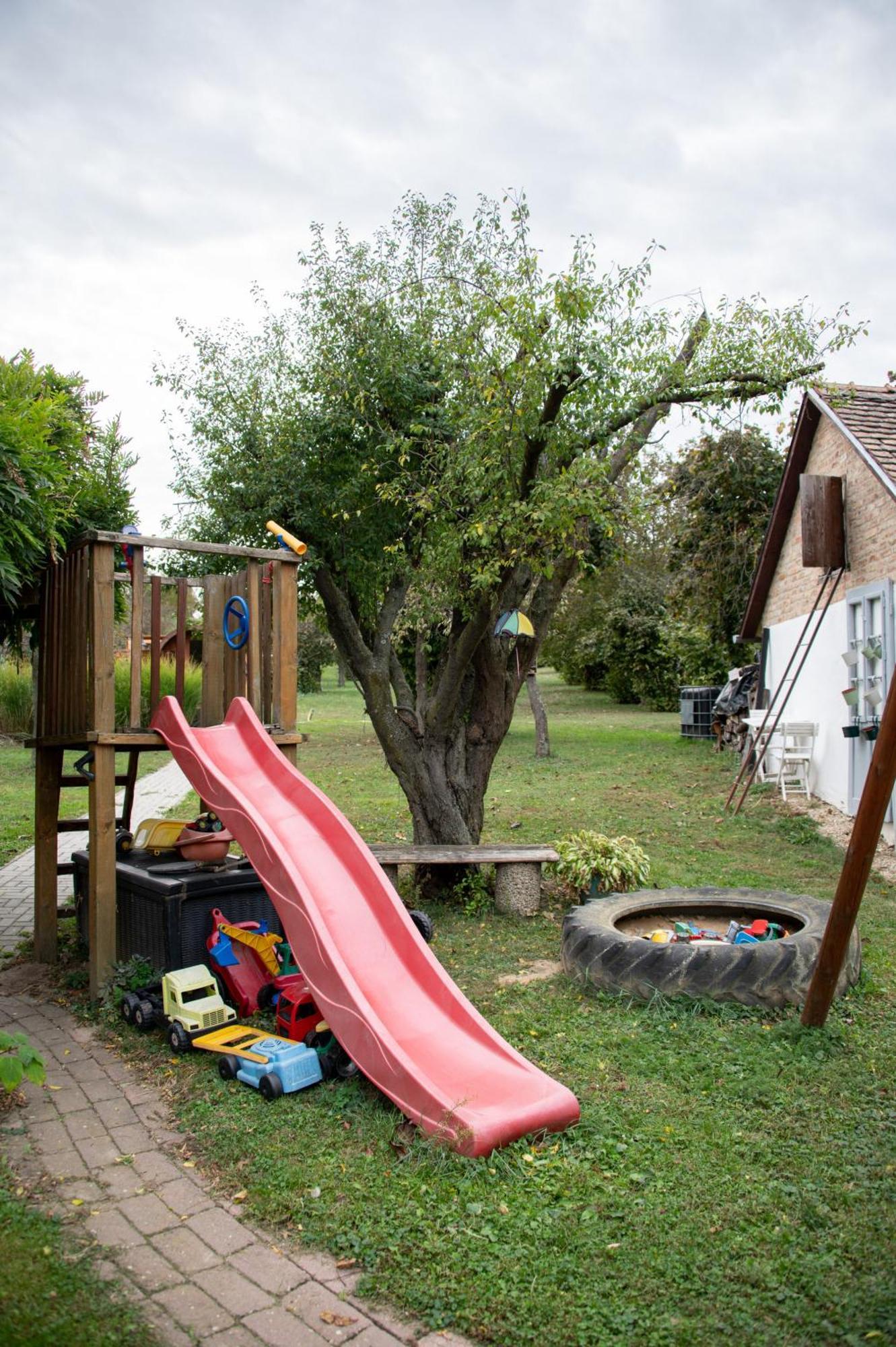 Rozmaring Vendégház Zengővárkony Exterior foto